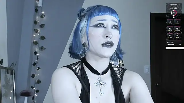 BlueBerry     online show from September 29, 9:30 pm