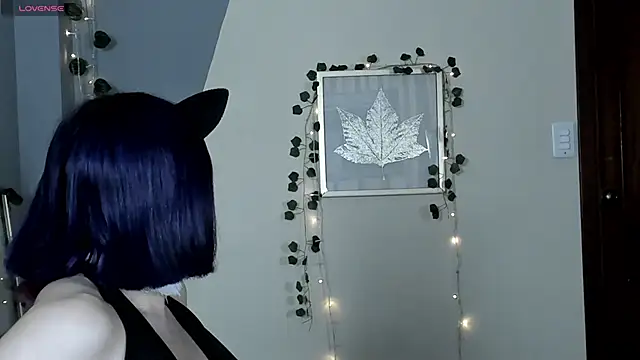 BlueBerry     online show from November 12, 6:41 pm