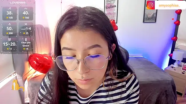 Amy joones online show from February 13, 4:28 pm