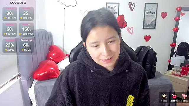 Amy joones online show from February 18, 1:22 pm