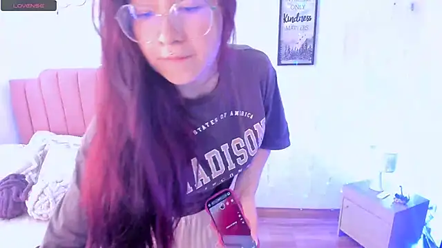 Amy joones online show from January 10, 1:35 pm