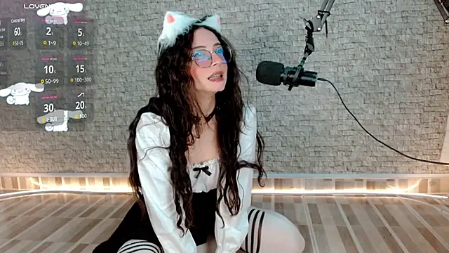 emma unu online show from February 21, 3:07 am