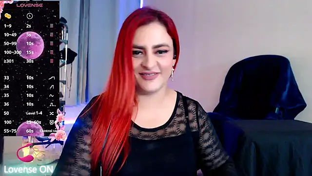 Snapshot of violetaredbitch chatting on February 22, 12:05 am violetaredbitch online show from February 22, 12:05 am