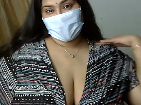 cutelady65 online show from March 28, 2:16 pm