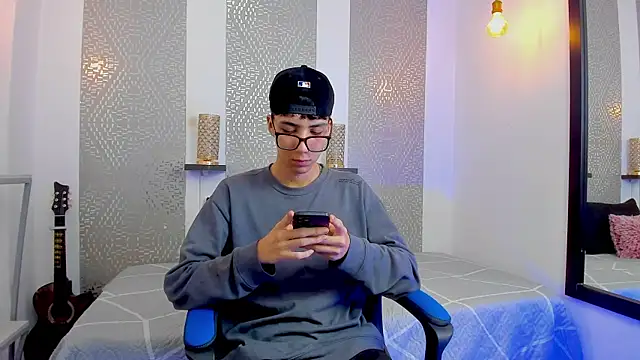 Nikolay Gregori online show from February 4, 4:15 am