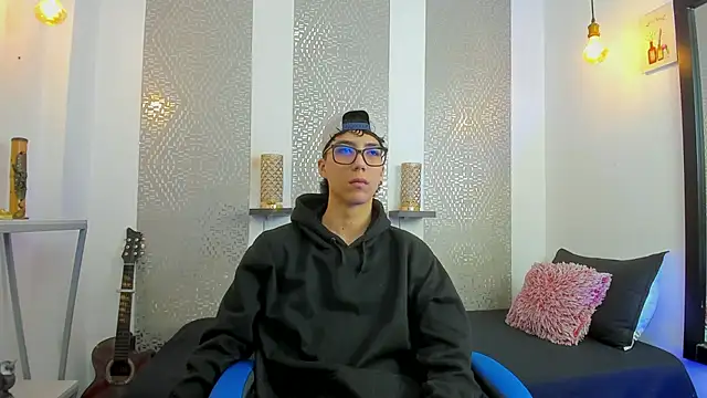 Nikolay Gregori online show from February 27, 3:58 am