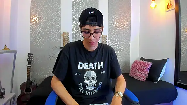 Nikolay Gregori online show from March 6, 7:14 am