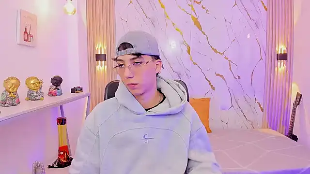 Nikolay Gregori online show from February 9, 4:38 am