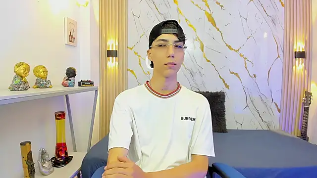 Nikolay Gregori online show from March 19, 4:27 am