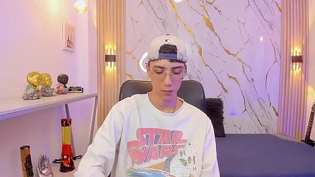 Nikolay Gregori online show from April 19, 3:39 am