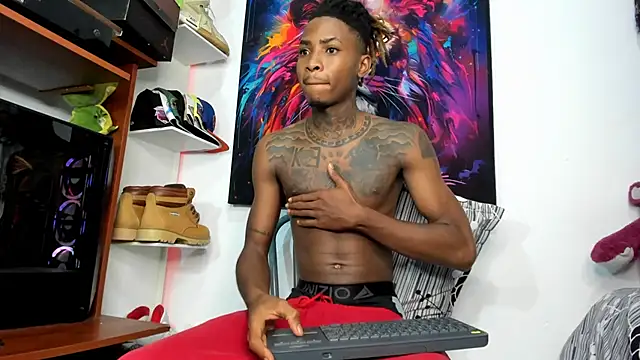 Snapshot of Pantera_black_21 chatting on February 23, 8:39 am Pantera black 21 online show from February 23, 8:39 am