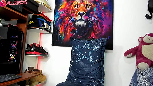 Snapshot of Pantera_black_21 chatting on March 9, 2:54 pm Pantera black 21 online show from March 9, 2:54 pm