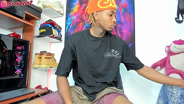 Snapshot of Pantera_black_21 chatting on March 21, 8:50 am Pantera black 21 online show from March 21, 8:50 am