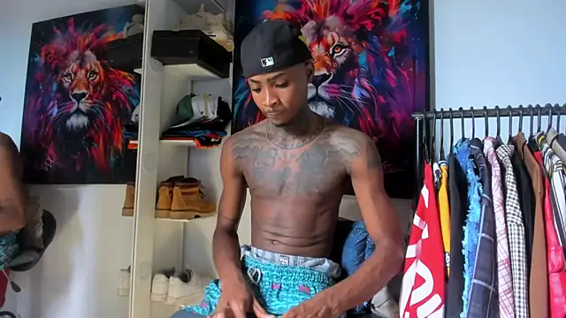 Snapshot of Pantera_black_21 chatting on October 26, 6:47 pm Pantera black 21 online show from October 26, 6:47 pm