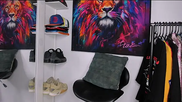 Snapshot of Pantera_black_21 chatting on November 28, 11:13 am Pantera black 21 online show from November 28, 11:13 am