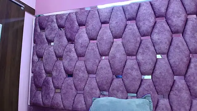 AlaSmith online show from March 13, 3:02 am