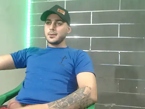 Snapshot of xxxxhotxoxo chatting on July 17, 4:52 am xxxxhotxoxo online show from July 17, 4:52 am