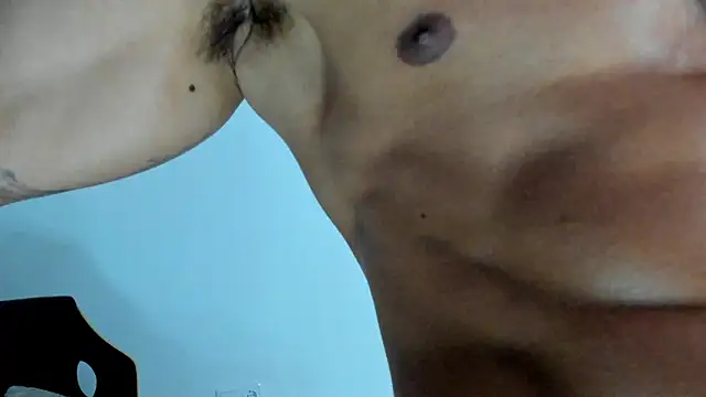 Snapshot of dan01_ chatting on January 8, 8:49 am dan01  online show from January 8, 8:49 am