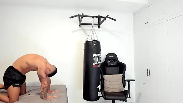 dan01  online show from December 21, 1:18 pm