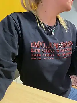 Snapshot of ToAnWTW chatting on March 14, 9:32 pm ToAnWTW online show from March 14, 9:32 pm