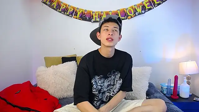 MaikCarver online show from October 11, 4:01 am