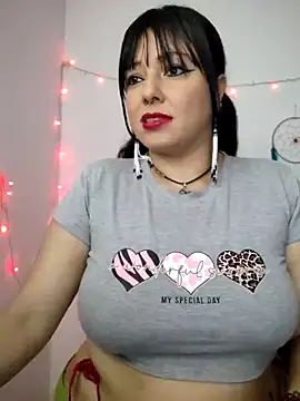 Snapshot of kristal_ktl chatting on June 19, 1:21 am kristal ktl online show from June 19, 1:21 am