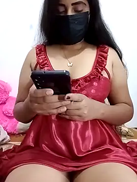 SLZAARA online show from February 16, 8:38 pm