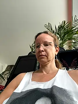 AnnikaRose online show from September 10, 5:40 am