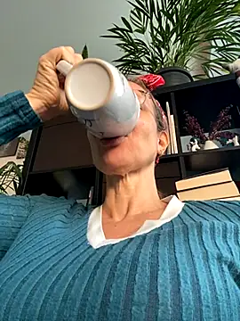 AnnikaRose online show from September 25, 5:44 am