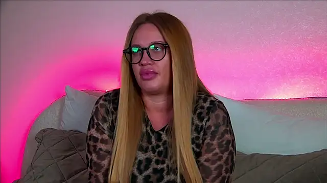 MariaNeumann online show from March 19, 6:24 am