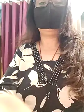Snapshot of Aishwaryaa_69 chatting on June 18, 1:50 am Aishwaryaa 69 online show from June 18, 1:50 am