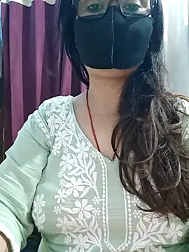 Snapshot of Aishwaryaa_69 chatting on July 5, 2:29 am Aishwaryaa 69 online show from July 5, 2:29 am