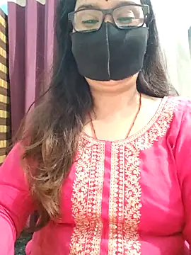Snapshot of Aishwaryaa_69 chatting on July 20, 6:38 am Aishwaryaa 69 online show from July 20, 6:38 am