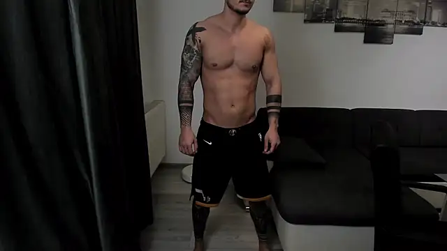 Richarddarell1 online show from November 6, 5:30 am