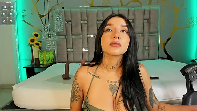 Leiaa  online show from January 4, 5:37 am