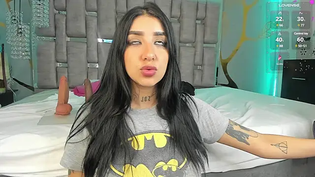 Leiaa  online show from January 13, 9:41 am