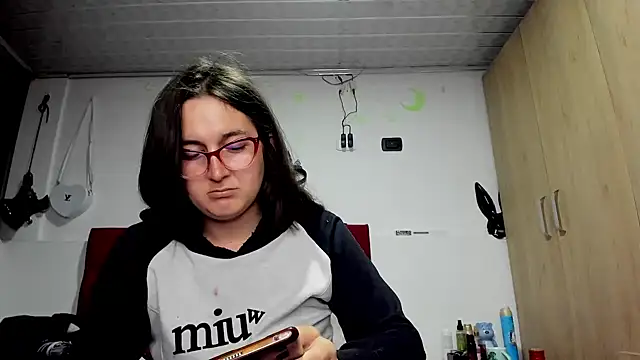 Snapshot of Sweet-Suck69 chatting on January 2, 12:55 am Sweet-Suck69 online show from January 2, 12:55 am