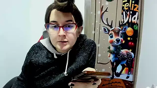 Snapshot of Sweet-Suck69 chatting on January 16, 4:07 am Sweet-Suck69 online show from January 16, 4:07 am