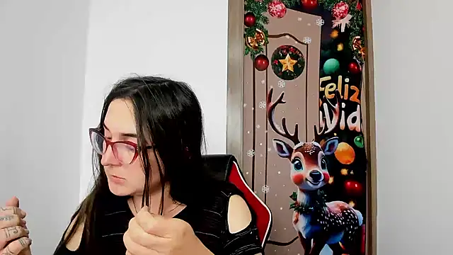 Snapshot of Sweet-Suck69 chatting on January 23, 8:24 pm Sweet-Suck69 online show from January 23, 8:24 pm