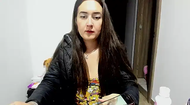 Snapshot of Sweet-Suck69 chatting on January 31, 5:09 am Sweet-Suck69 online show from January 31, 5:09 am