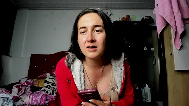 Snapshot of Sweet-Suck69 chatting on November 18, 1:22 am Sweet-Suck69 online show from November 18, 1:22 am