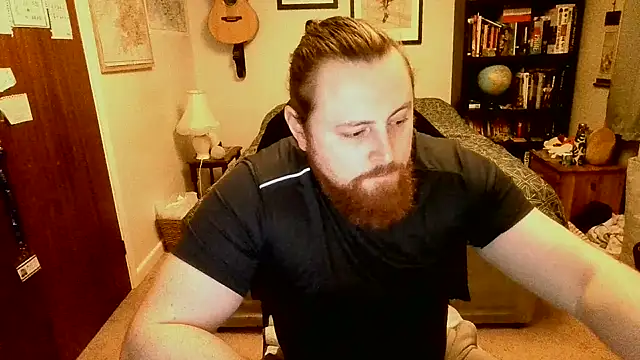 Hairy Guy30 online show from January 7, 11:24 pm