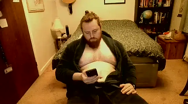 Hairy Guy30 online show from January 30, 5:49 pm