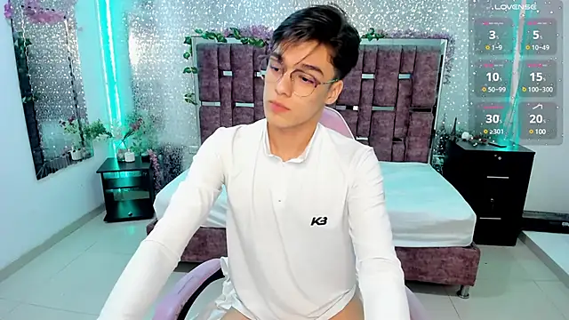 Gerony  online show from March 8, 8:33 am