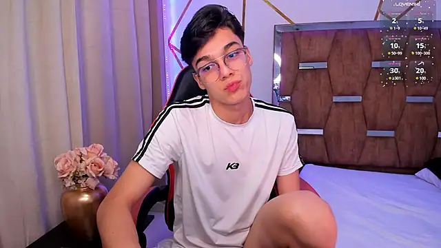 Gerony  online show from March 16, 8:43 am