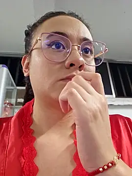 Snapshot of naughtylesbians__ chatting on January 18, 3:21 am naughtylesbians online show from January 18, 3:21 am