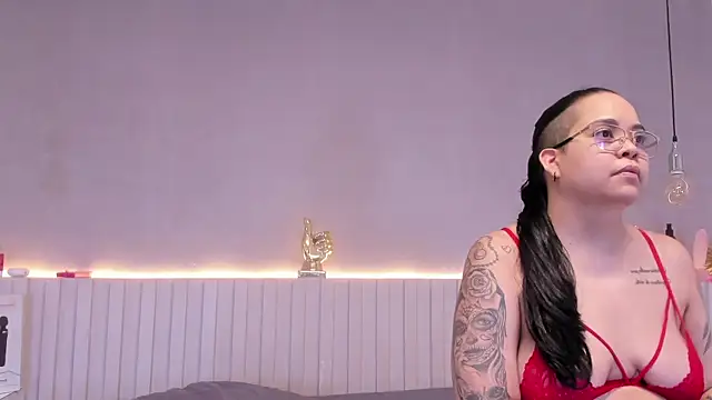 Snapshot of naughtylesbians__ chatting on February 12, 3:12 am naughtylesbians online show from February 12, 3:12 am