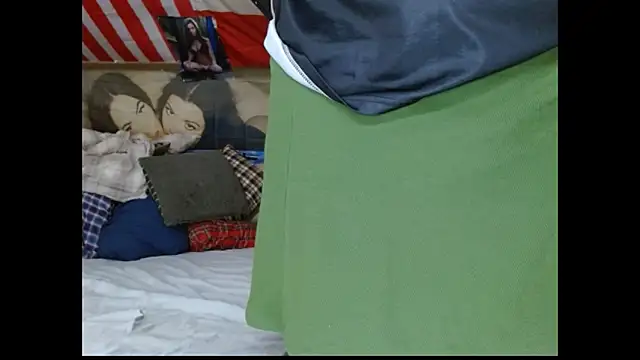 cosmicjones online show from January 7, 9:34 am