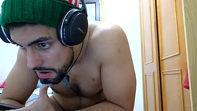 Snapshot of Jackyrose chatting on December 8, 4:57 am Jackyrose online show from December 8, 4:57 am
