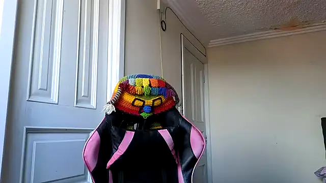 Jackyrose online show from March 27, 5:23 pm